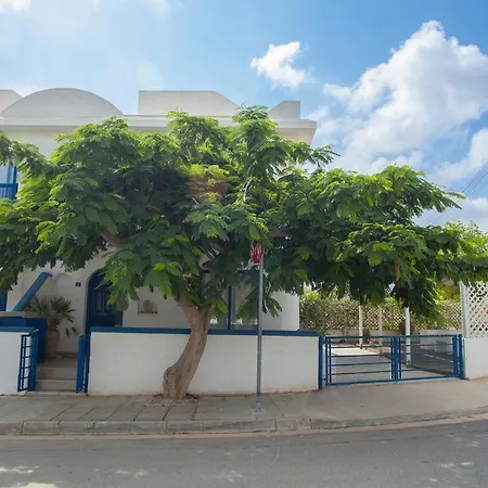 Villa Nicol 2 *